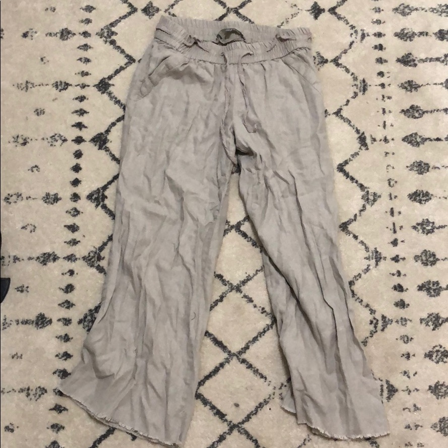Cropped Linen Pants